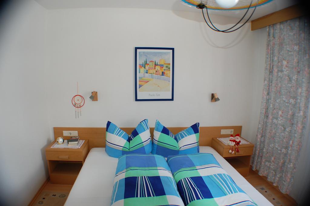 Apartamento Apart Padoeller Nauders Habitación foto